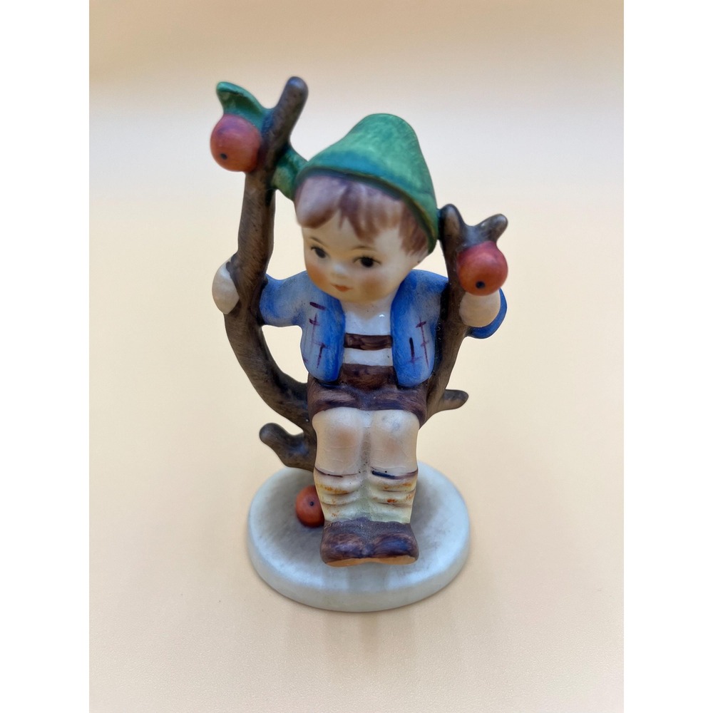 Vintage Goebel Hummel Figurine: Apple Tree Boy, 1960s-70s - Picture 1 of 10